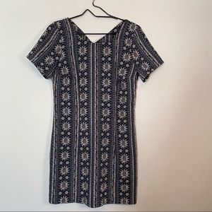❤️FINAL PRICE✨hollister short sleeve patterned dress✨